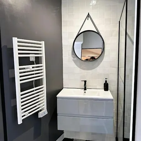 Loft O'chalet - 10 Min Gare - Parking Prive Apartamento