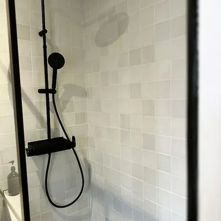 Loft O'chalet - 10 Min Gare - Parking Prive 公寓 阿棉